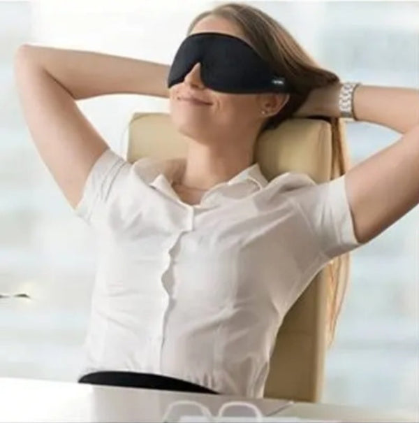 zen moment voor jezelf in totale duisternis